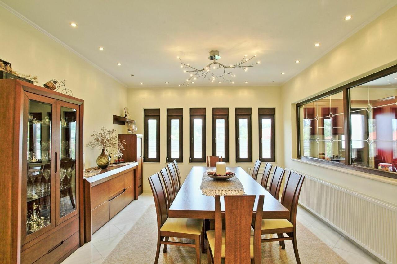 Acharavi Beach Villa By Posarellivillas 外观 照片