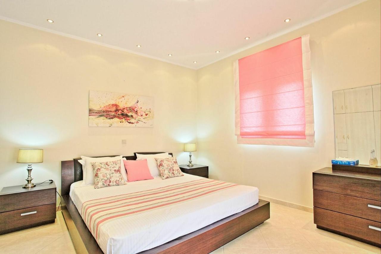 Acharavi Beach Villa By Posarellivillas 外观 照片